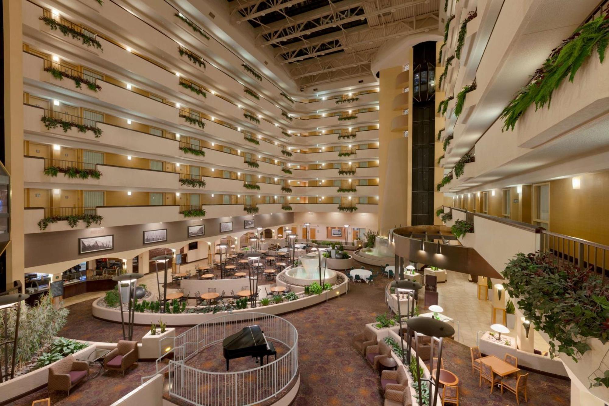 Embassy Suites By Hilton Kansas City International Airport Eksteriør bilde